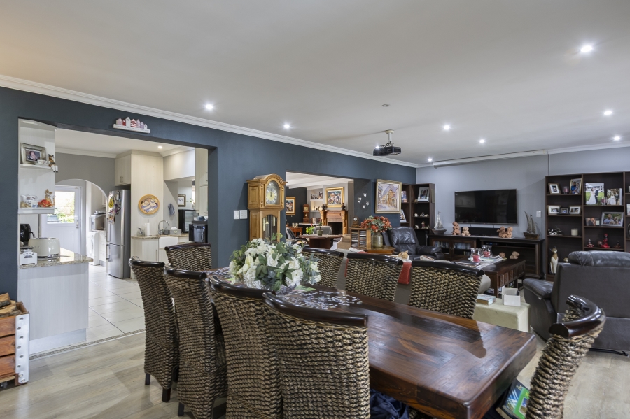 3 Bedroom Property for Sale in Helena Heights Western Cape